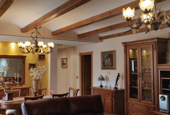 Herverkoop - Finca Landelijk pand -
CAÃADA DE SAN PEDRO