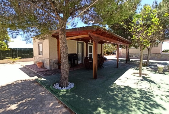 Herverkoop - Finca Landelijk pand -
Alicante