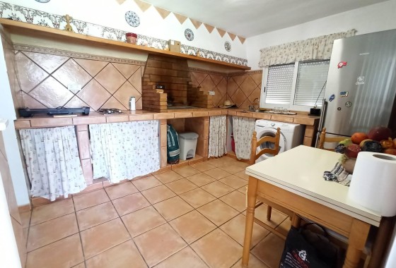 Herverkoop - Finca Landelijk pand -
Alicante