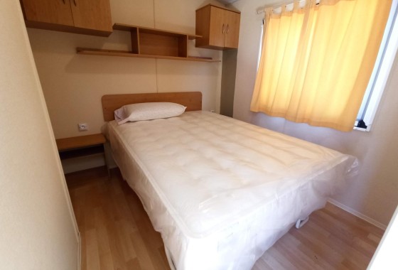 Herverkoop - Finca Landelijk pand -
Alicante