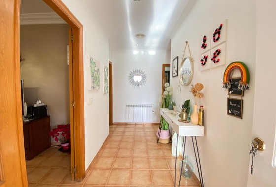 Herverkoop - Finca Landelijk pand -
Alicante