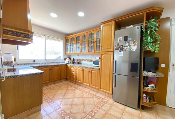 Herverkoop - Finca Landelijk pand -
Alicante