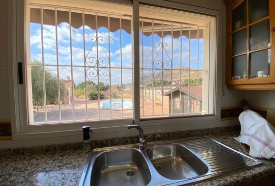 Herverkoop - Finca Landelijk pand -
Alicante