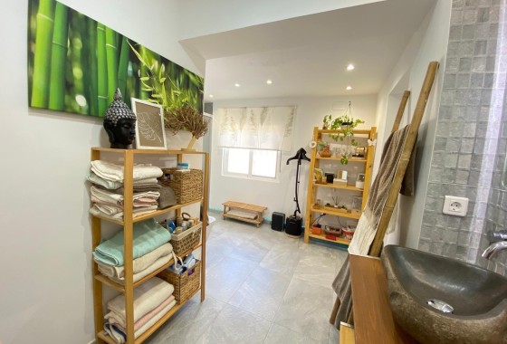 Herverkoop - Finca Landelijk pand -
Alicante