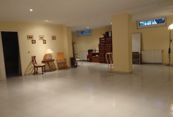 Herverkoop - Finca Landelijk pand -
Elche