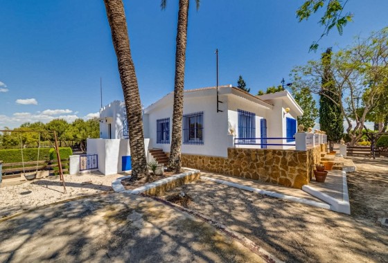 Herverkoop - Finca Landelijk pand -
Jacarilla