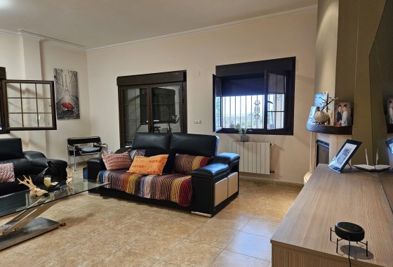 Sprzedaż - Finca nieruchomość wiejska -
Novelda