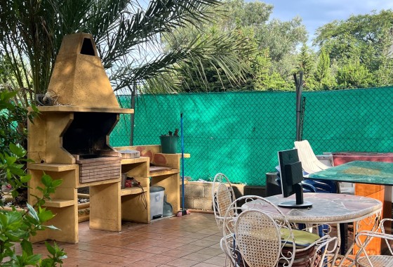 Herverkoop - Finca Landelijk pand -
Torrevieja