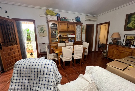 Herverkoop - Finca Landelijk pand -
Torrevieja