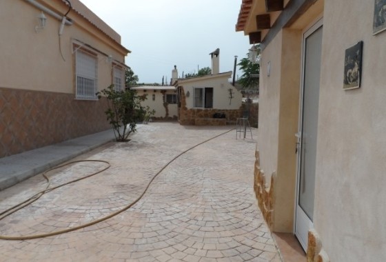 Herverkoop - Finca Landelijk pand -
Elche