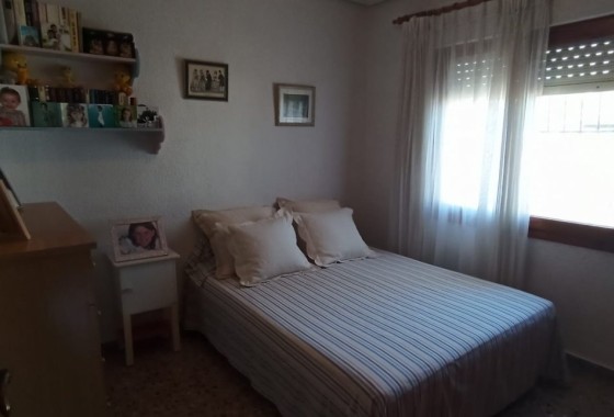 Herverkoop - Finca Landelijk pand -
Elche