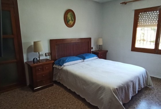 Herverkoop - Finca Landelijk pand -
Elche