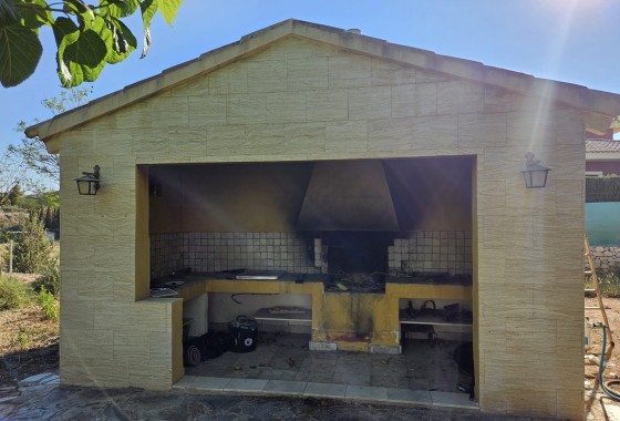 Herverkoop - Finca Landelijk pand -
Novelda