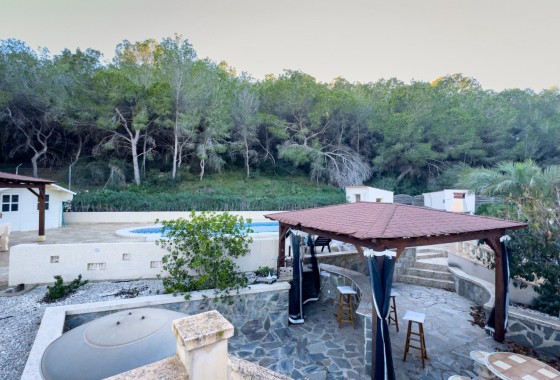 Herverkoop - Finca Landelijk pand -
Torremendo