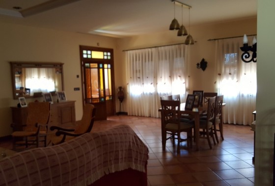 Herverkoop - Finca Landelijk pand -
Elche