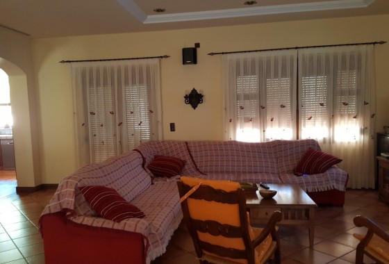 Herverkoop - Finca Landelijk pand -
Elche