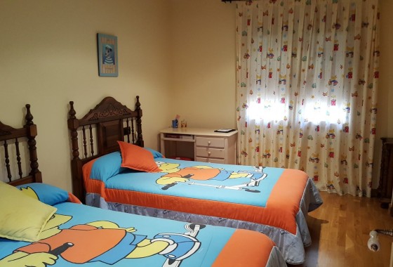 Herverkoop - Finca Landelijk pand -
Elche