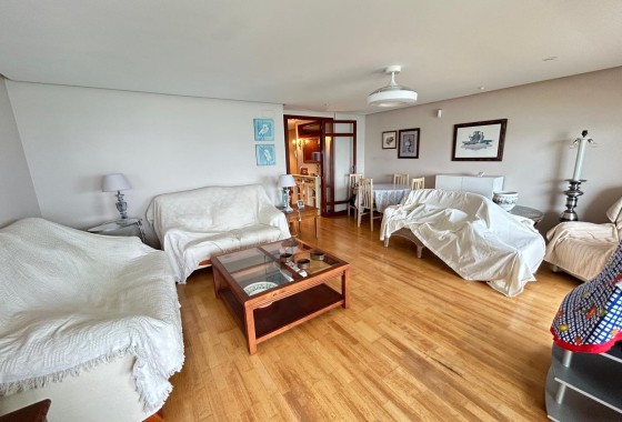 Herverkoop - Appartement / Flat -
Alicante