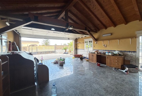 Herverkoop - Finca Landelijk pand -
Catral