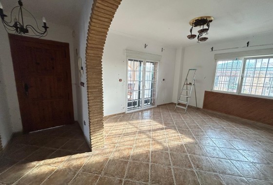 Herverkoop - Finca Landelijk pand -
Catral