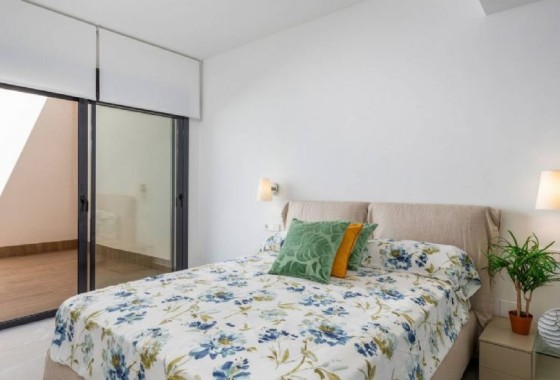 Herverkoop - Vrijstaande Villa -
San Miguel de Salinas