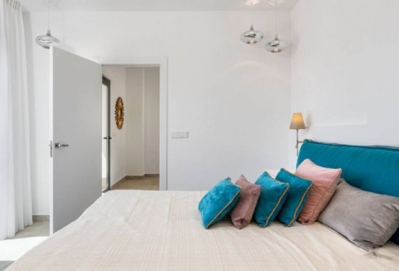 Herverkoop - Vrijstaande Villa -
San Miguel de Salinas