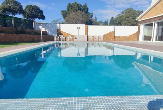 Herverkoop - Finca Landelijk pand -
Mutxamel - MUTXAMIEL