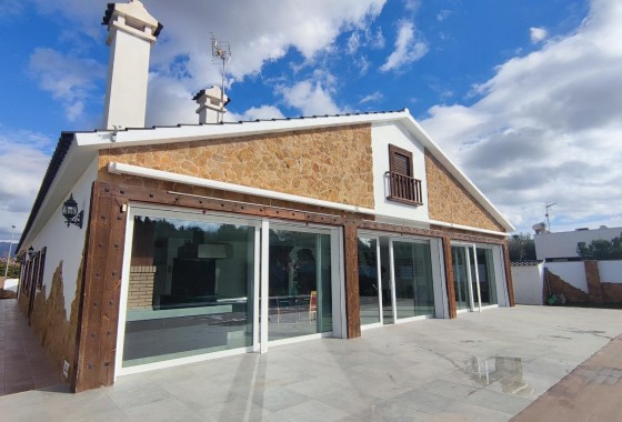 Herverkoop - Finca Landelijk pand -
Mutxamel - MUTXAMIEL