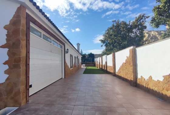 Herverkoop - Finca Landelijk pand -
Mutxamel - MUTXAMIEL