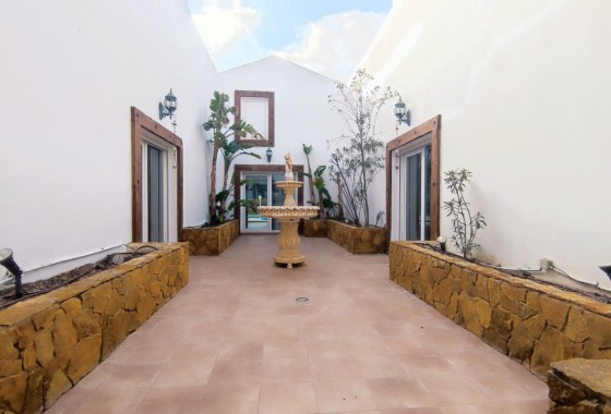 Herverkoop - Finca Landelijk pand -
Mutxamel - MUTXAMIEL