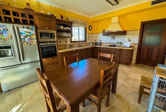 Resale - Finca Landgut -
Orihuela