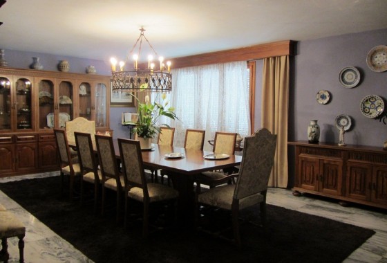 Resale - Finca Landgut -
Alicante