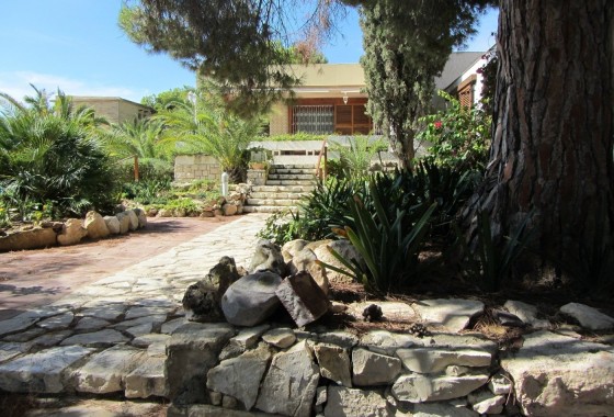 Resale - Finca Landgut -
Alicante