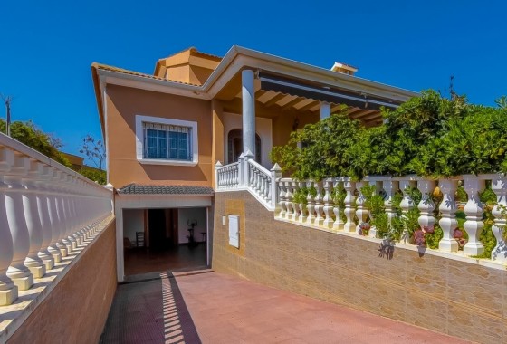 Herverkoop - Finca Landelijk pand -
Torrevieja