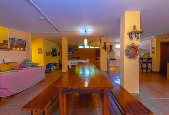 Herverkoop - Finca Landelijk pand -
Torrevieja