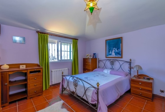 Herverkoop - Finca Landelijk pand -
Torrevieja