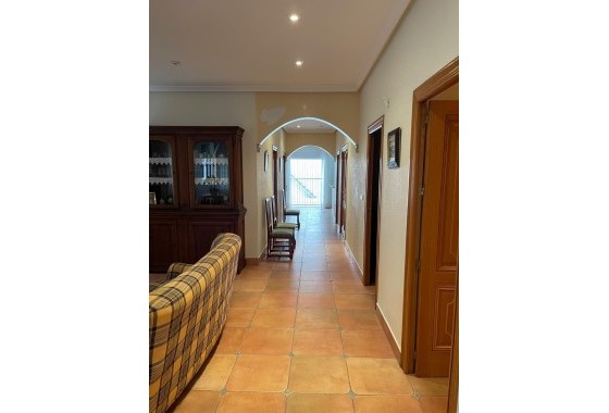 Resale - Freistehende Villa -
Torrevieja