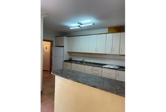 Resale - Freistehende Villa -
Torrevieja