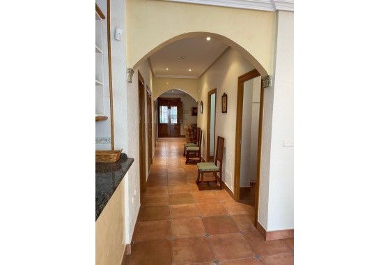 Resale - Freistehende Villa -
Torrevieja