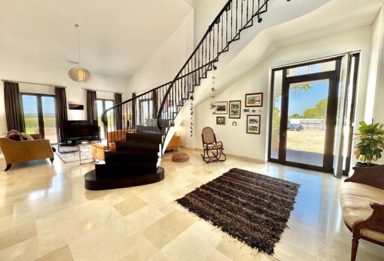 Resale - Finca Landgut -
Dolores