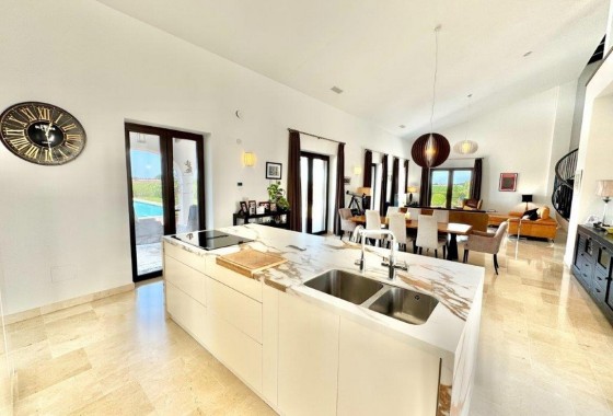 Resale - Finca Landgut -
Dolores