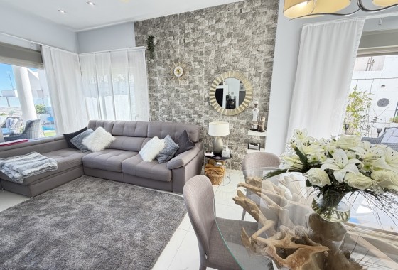 Sale - Detached Villa -
Villamartín