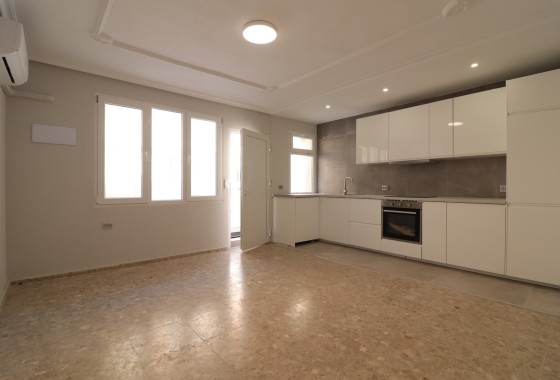 Herverkoop - Appartement / Flat -
Torrevieja - Torre La Mata