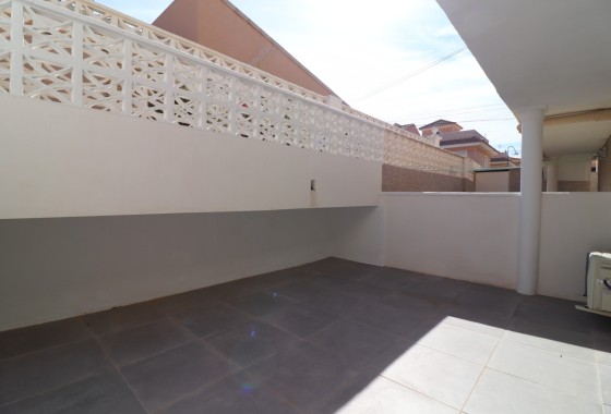 Herverkoop - Appartement / Flat -
Torrevieja - Torre La Mata