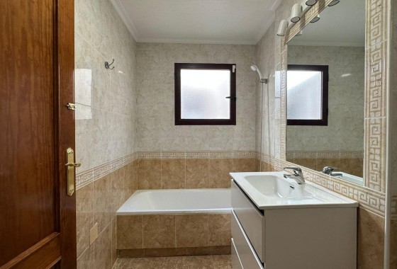 Herverkoop - Appartement / Flat -
Orihuela Costa - Campoamor