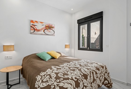 Herverkoop - Vrijstaande Villa -
Benijofar