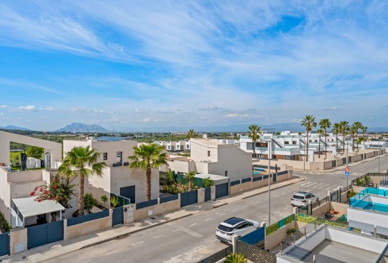 Herverkoop - Vrijstaande Villa -
Benijofar