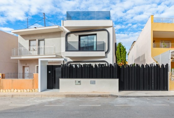 Venta - Villa adosada -
Torre de La Horadada - Torre de La Horadada - Town