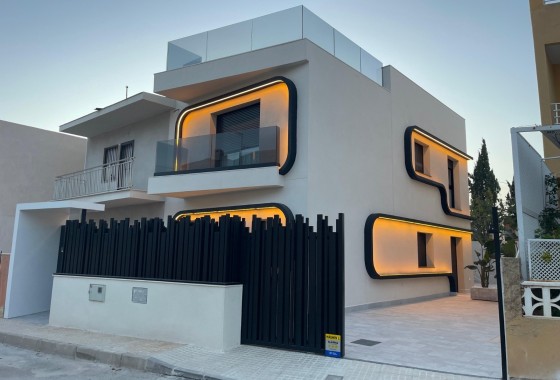 Venta - Villa adosada -
Torre de La Horadada - Torre de La Horadada - Town