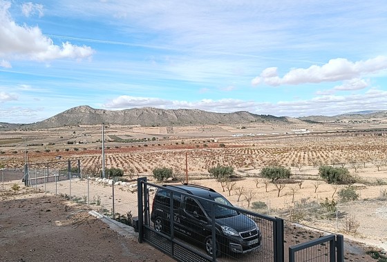 Nowa konstrukcja - Willa wolnostojąca -
Cañada de la Leña